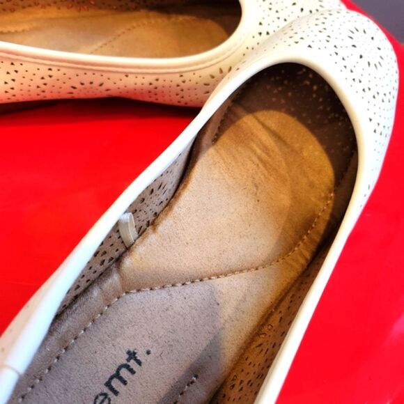 White Mountain Tan Perforated Loafers - Picture 3 of 8